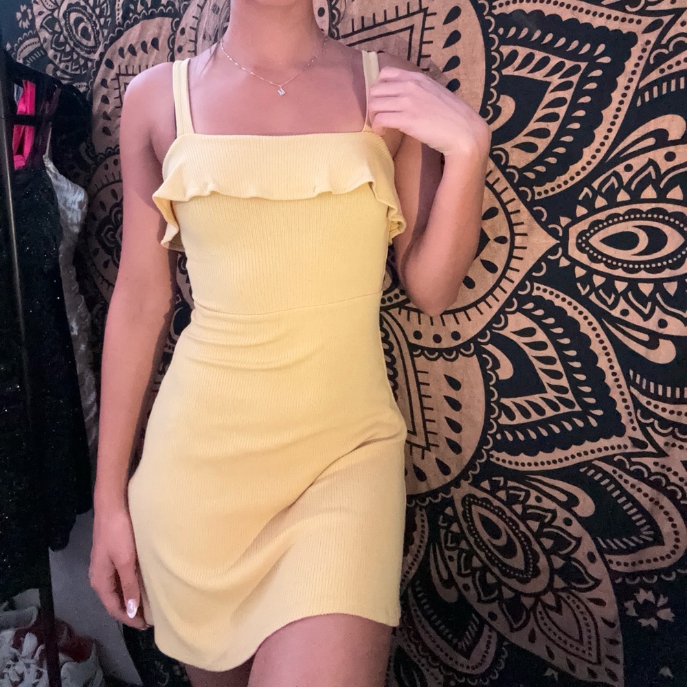 Forever 21 Yellow bodycon dress